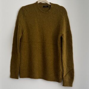 Theory Men's Olive green Crewneck Sweater. 52% baby alpaca. New without tag.